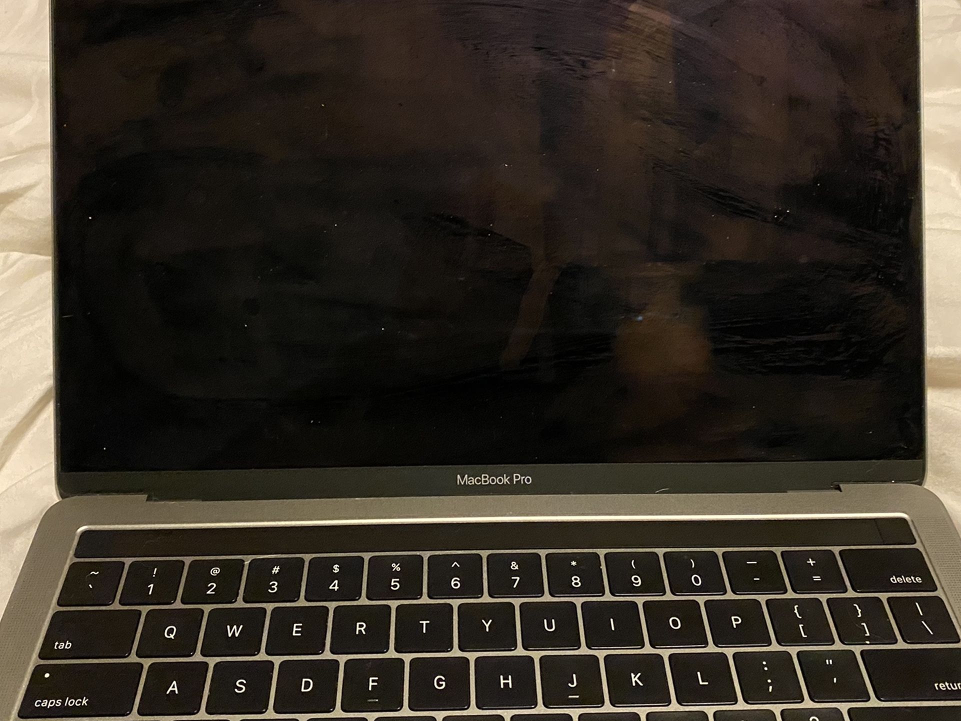 MacBook Pro 2017 Touchbar / Retina