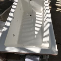 New Jacuzzi Tub