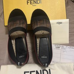 Fendi Authentic Shoes 7