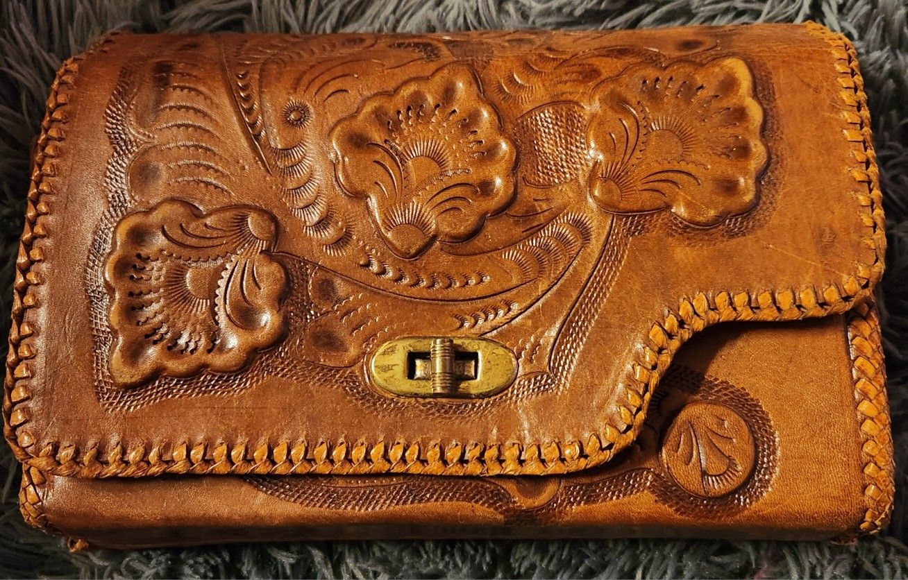 UNIQUE VINTAGE UNDERARM purse REVERSIBLE FLIP AROUND GENUINE LEATHER 