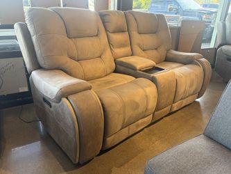 MOR Estilo Power Reclining Console Loveseat in Canyon