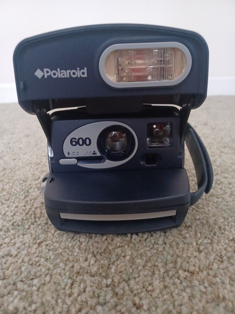Polaroid 600 One-step Express Black Instant Film Camera. Make An Offer. Will Ship If Needed.