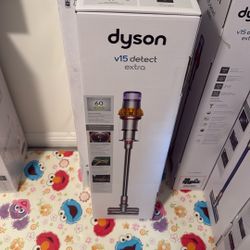 Dyson V15 Vacuum 