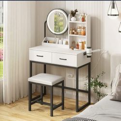 New Vanity With Lights