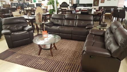 New Reclining sofa set - Please Read Ad