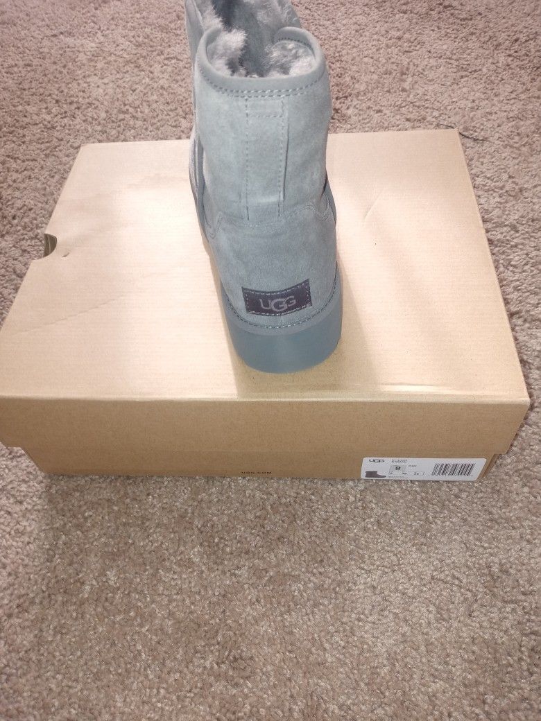 Brand New Pair Of Ugg