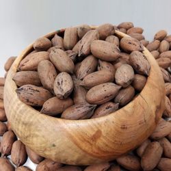 3 Dallers A Pound Of Wolnuts Pecan 