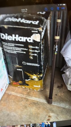 Die hard battery charger/ jump