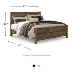 King bed frame w/ 2 nightstands 