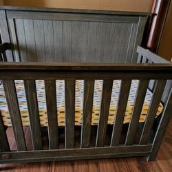 Rustic Grey Convertable Crib