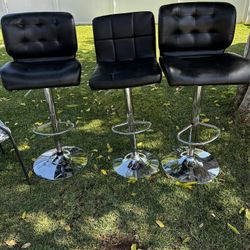 Stools And Wood Table 