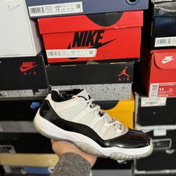 Jordan Concord 11 Low size 9.5 USED