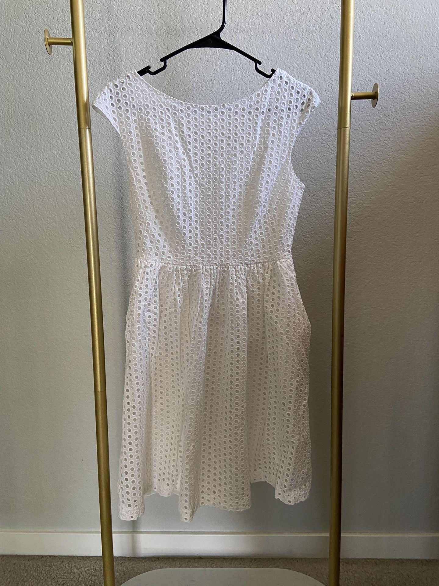 Donna Morgan Spring/ Summer White Dress