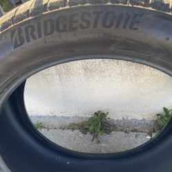 Bridgestone. 275/50/22