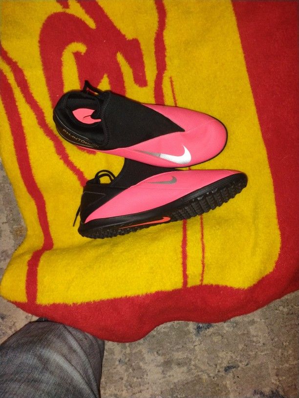 NIKE Phantom VSN