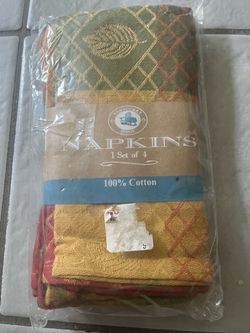 Nantucket Home Napkins Set of 4 (New)