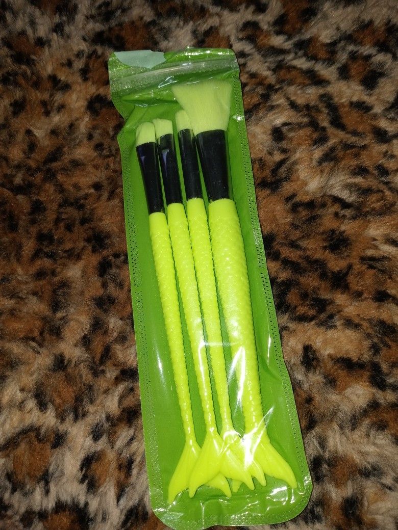 New Mermaid Makeup Brushes