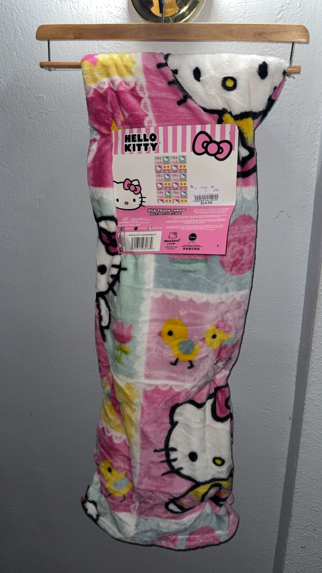 Hello Kitty Blanket