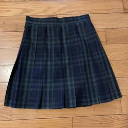 Woman Green plaid skirt (s)