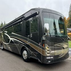 2014 Thor Tuscany Diesel Pusher RV