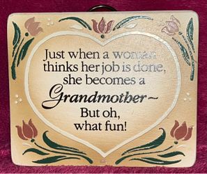 Wooden Grandmother Tabletop Wall Plaque 5.5” x 4.5” NEW!