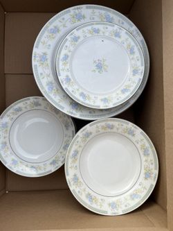 China Barclays 8B89 Plates & Bowls