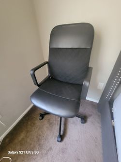 computer chair
