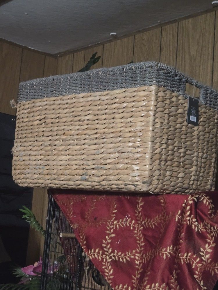 Wicker basket