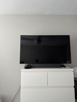 Samsung 43" Class Crystal UHD 4k TV un43u8000ffxza