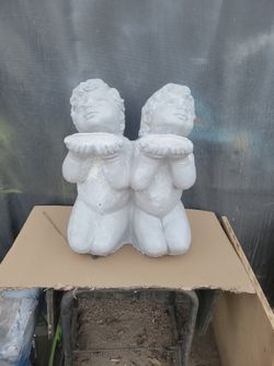 CONCRETE STATUES
