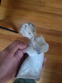 Lladro Angel Flautista