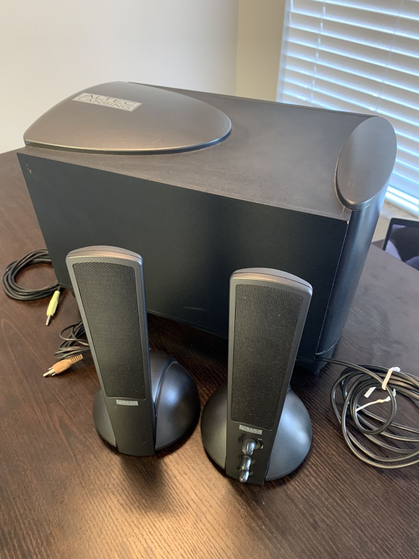 Altec Lansing ATP3 Computer Speakers W/ Subwoofer