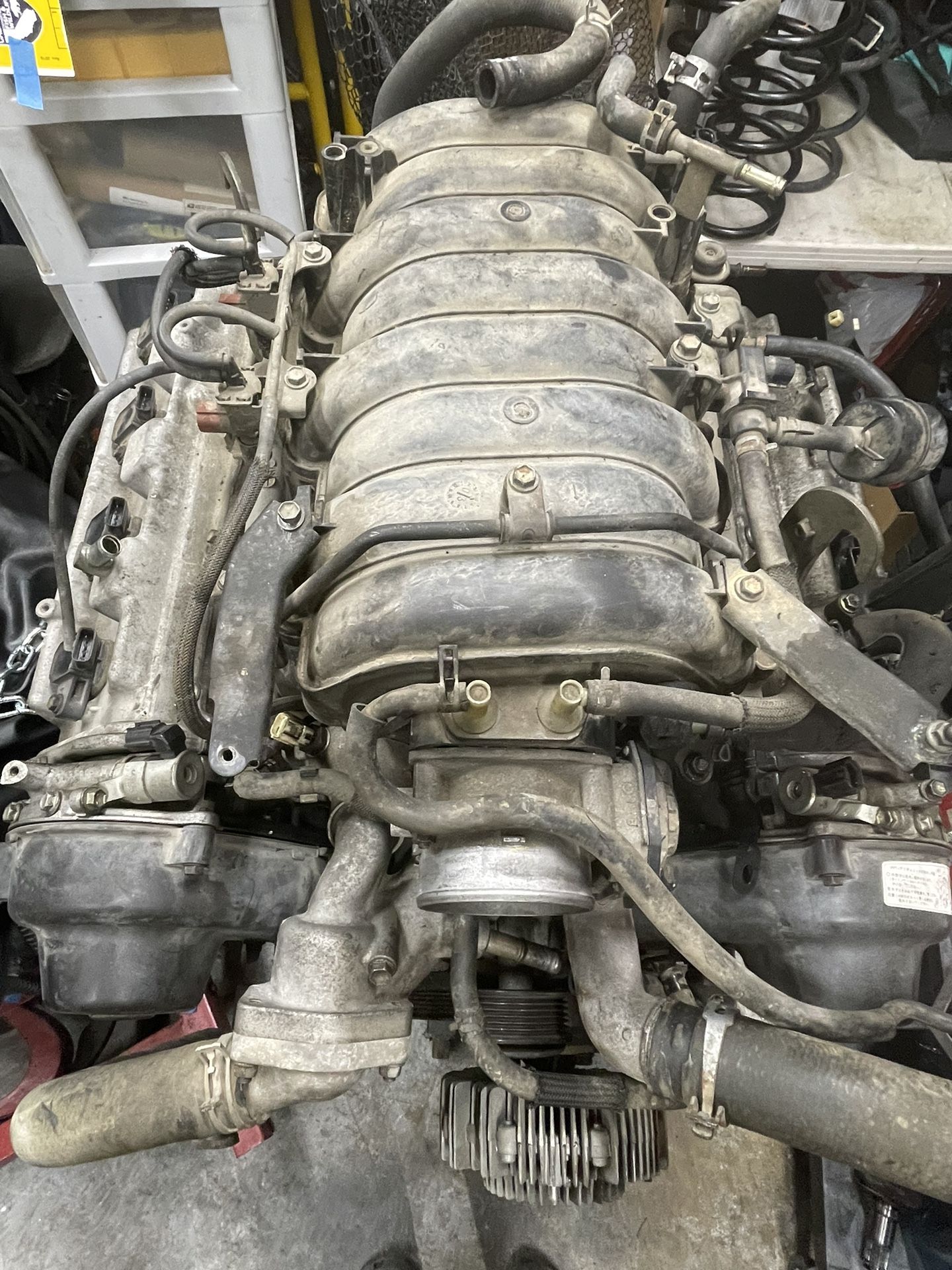 Toyota V8 2uz-fe Vvti Motor For Parts
