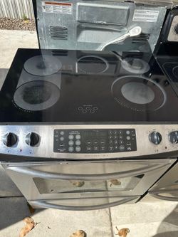 Frigidaire Stove 