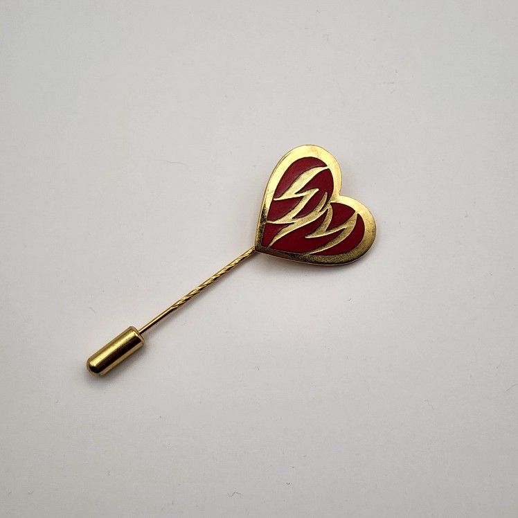 Vintage Gold Tone Enamel Heart in Flames Stick Pin

