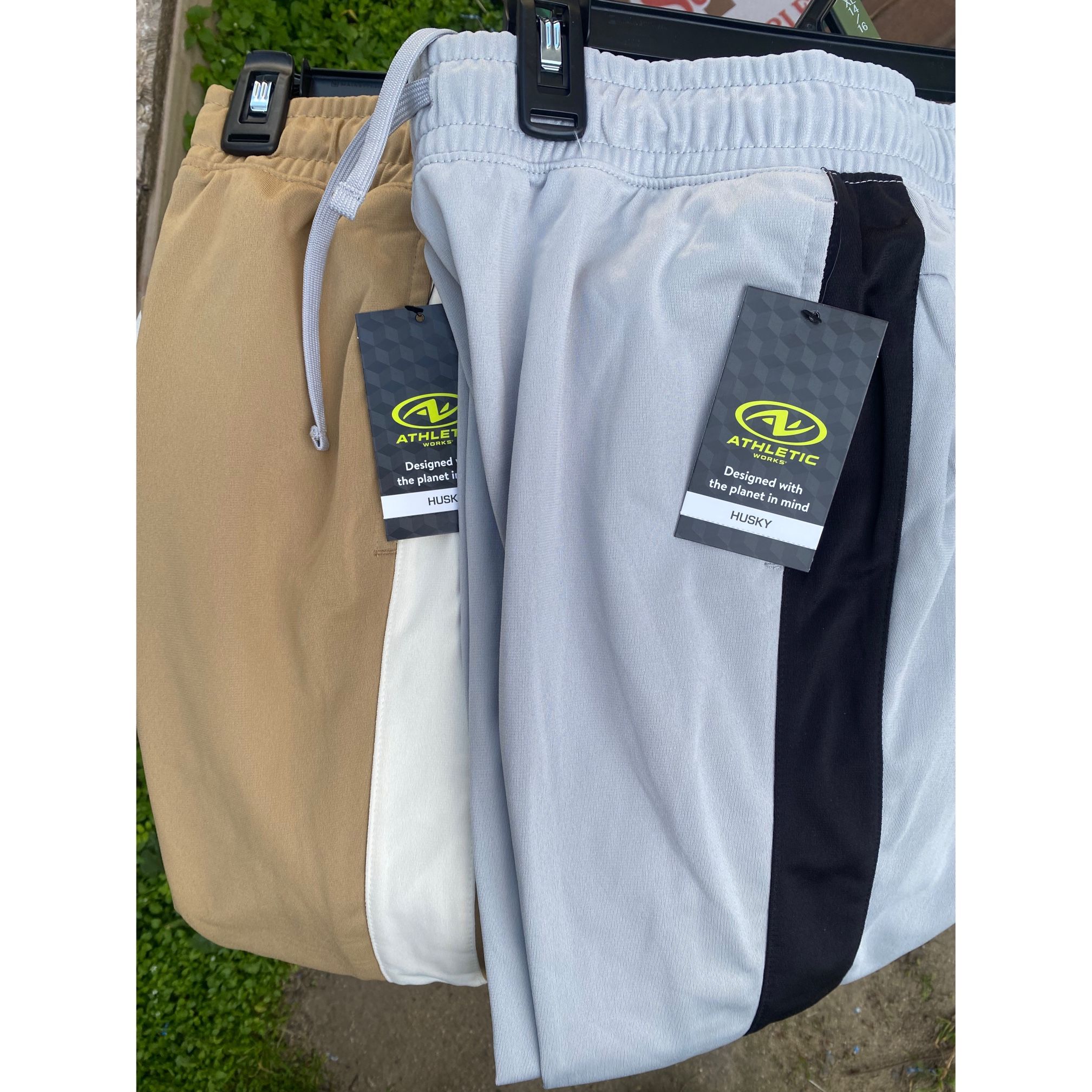 Boy’s Track Pants.. NEW .. Size 10/12 Husky
