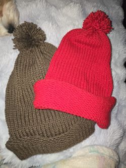Knitted beanie's
