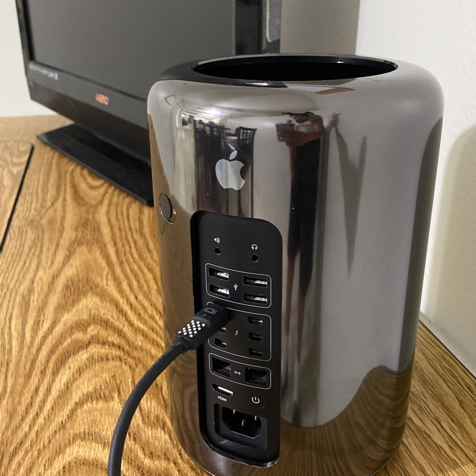 Apple Mac Pro Desktop 32 Gb Ram