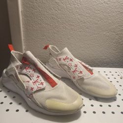 Nike air Huaraches X Louis Vuitton X Supreme