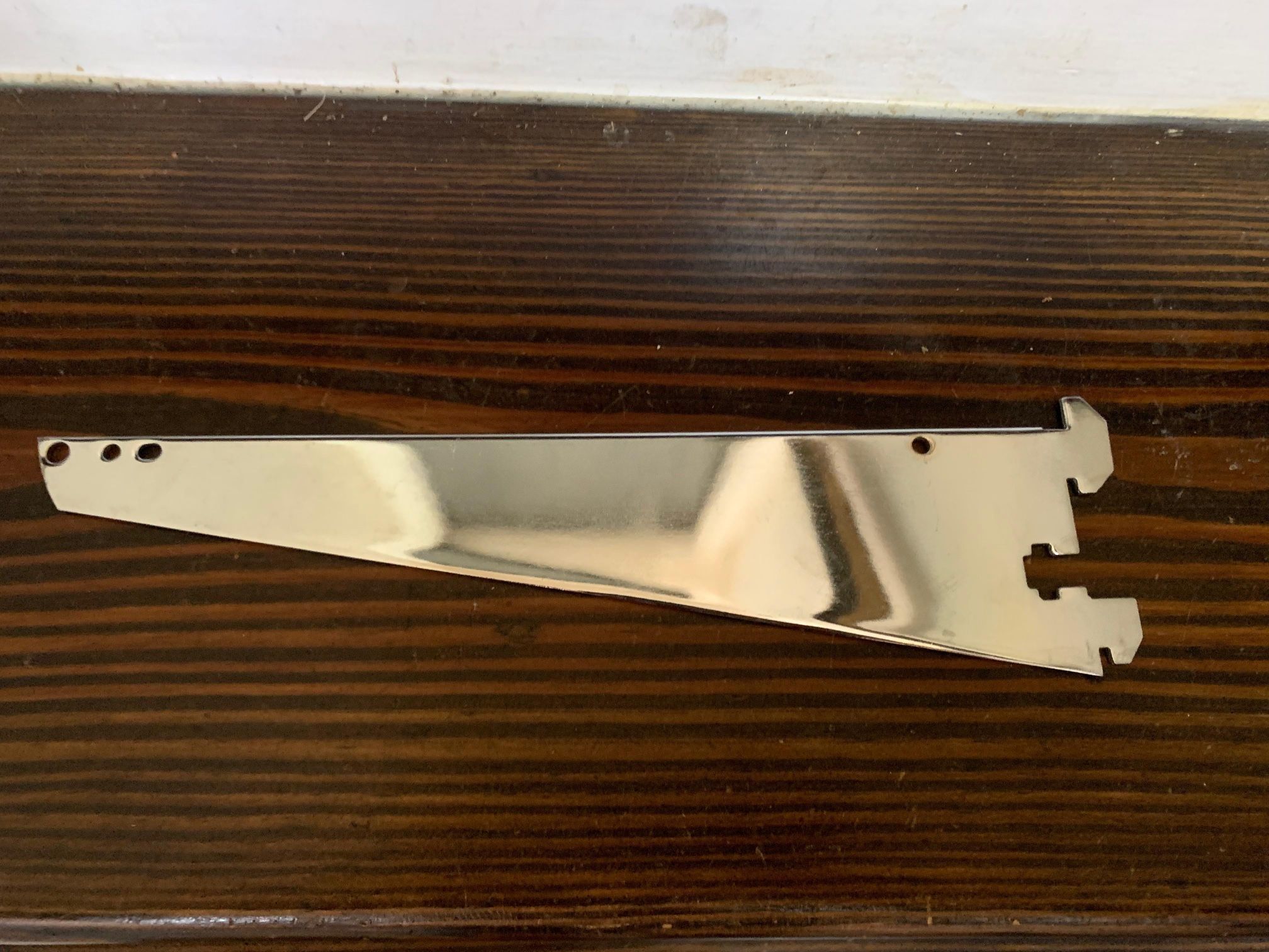 179 Pcs Of Slatewall Hanging Rails