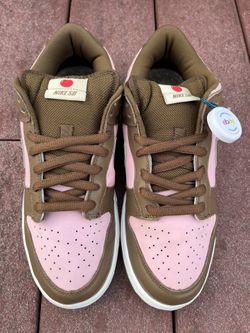 Stussy x Nike SB Dunk Low “Cherry” for Sale in Washington Stussy x Nike SB Dunk Low “Cherry” for Sale in Washington