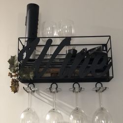 Para Poner Sus Botellas De Vino Y 4 Copas