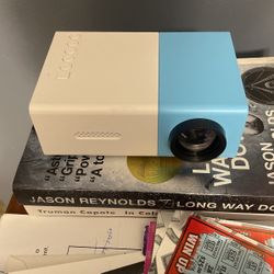 Mini Projector With Cord 