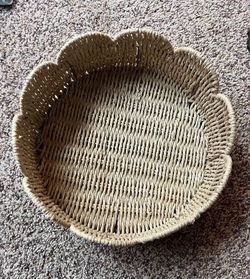 Wicker tray