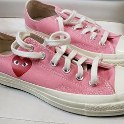 hidden heart converse/chuck  like new women 8 men 6 