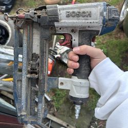 Bosh finish nailer