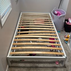 Kids bed with frame