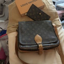 Messenger Matching Wallet