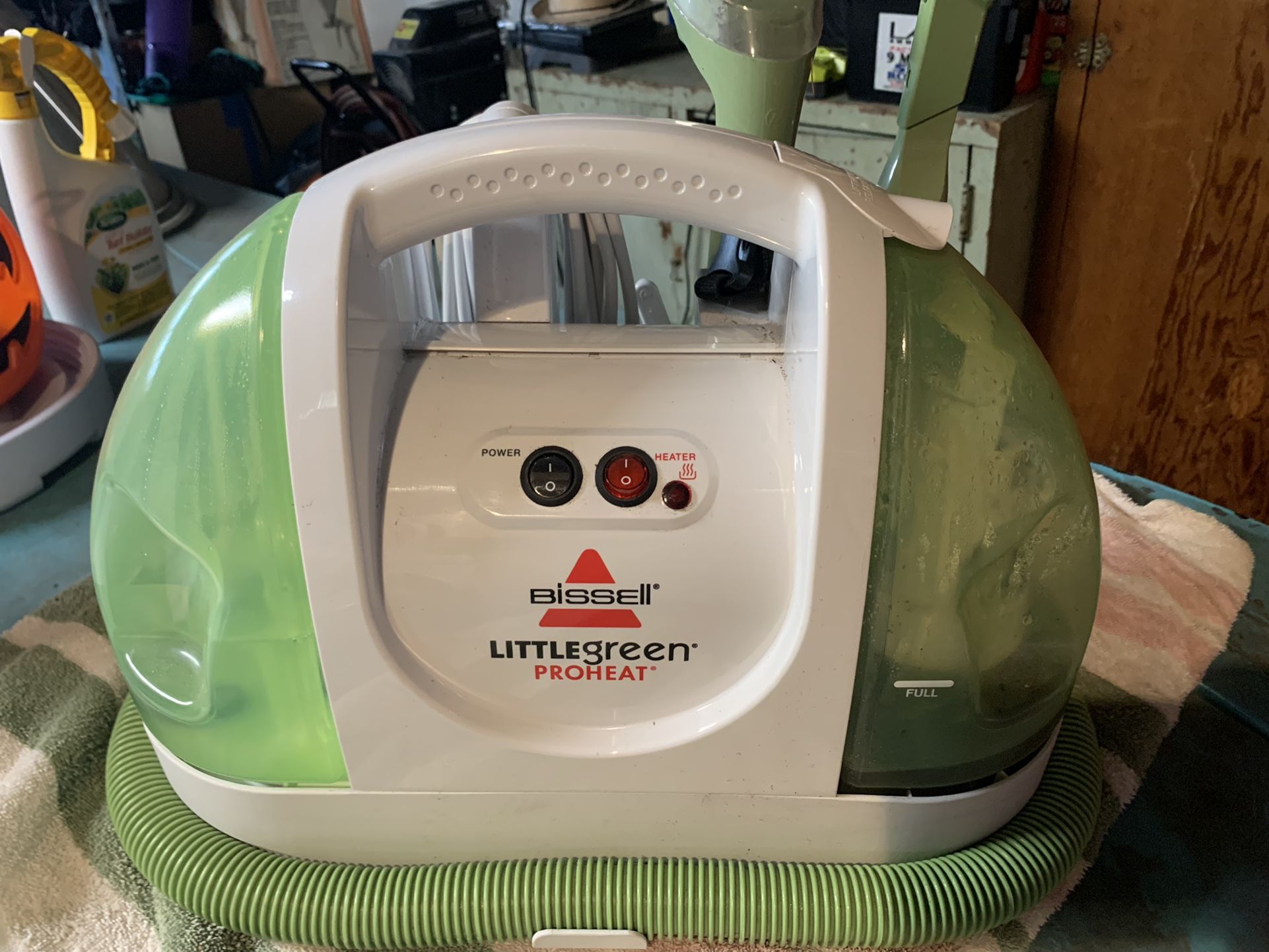 Bissel Carpet And Upholstery Cleaner