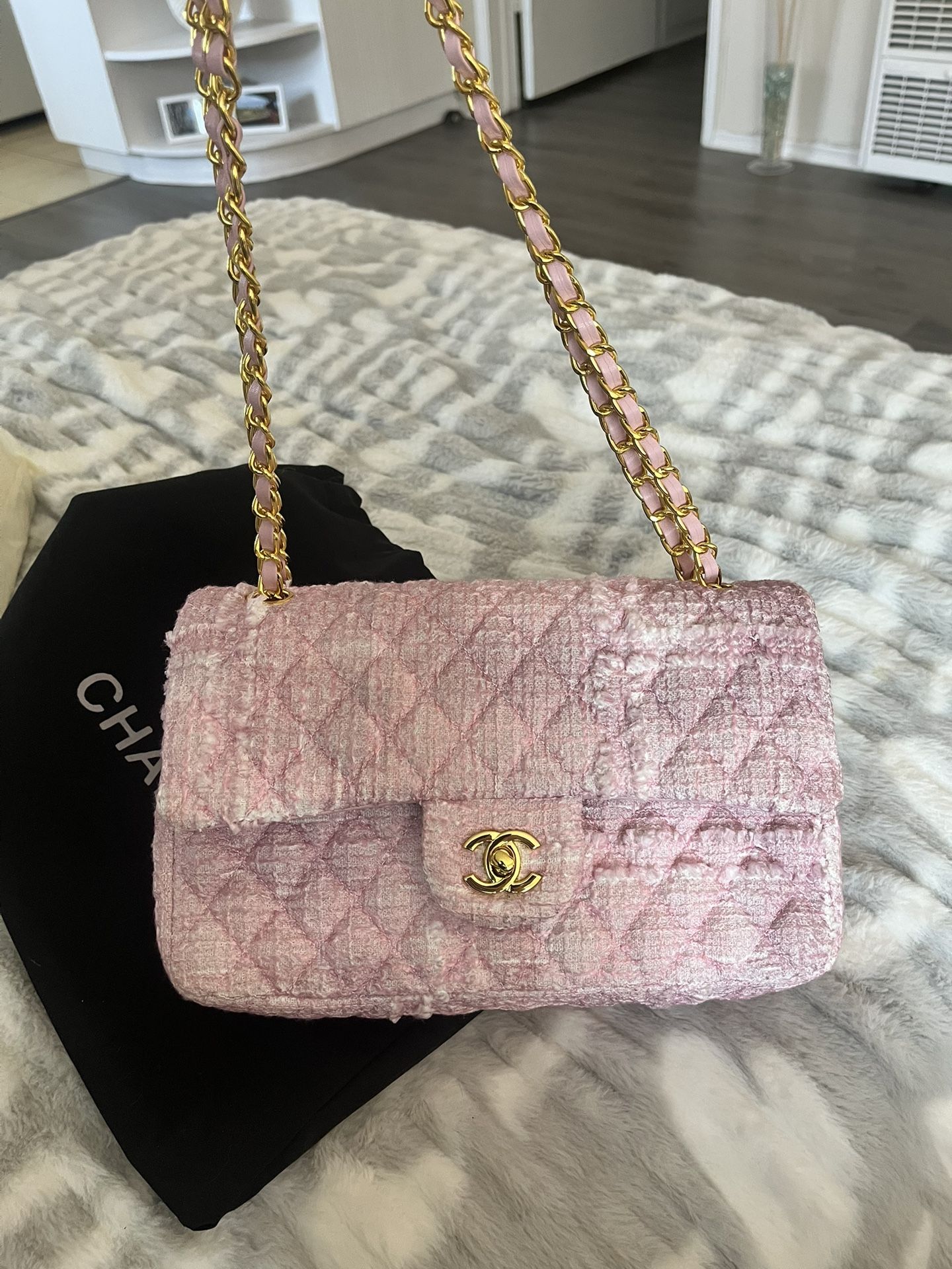 Handbag 